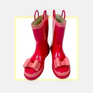 Fashionable Girls Hot Pink Boots Size 8